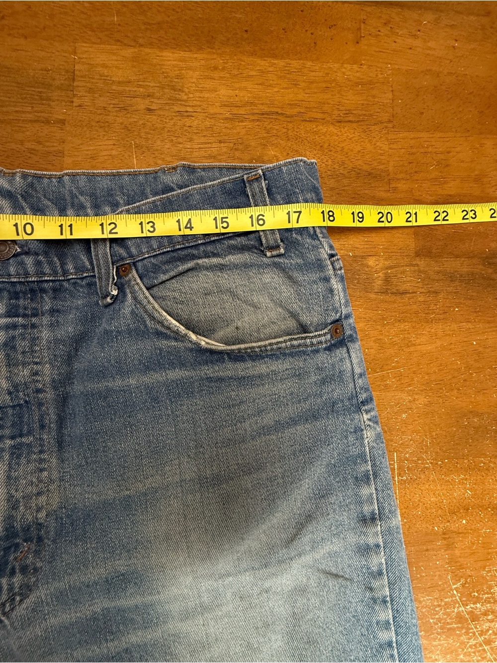 Levi's Light Blue 517 Boot Cut Men’s Jeans - Picture 5 of 13